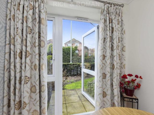 House for sale in Pachesham Park, Surrey