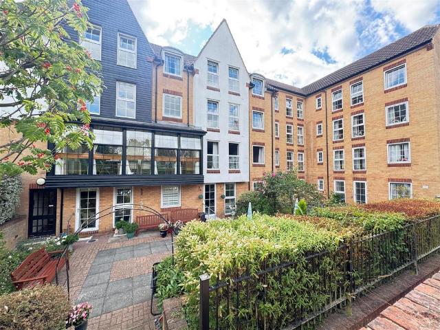 House for sale in Barling, Essex