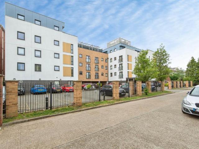 House for sale in Old Town, Shephall