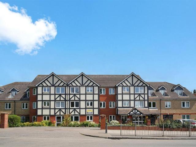 House for sale in Sudbury, Greater London