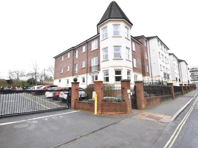 House for sale in North Town, Aldershot