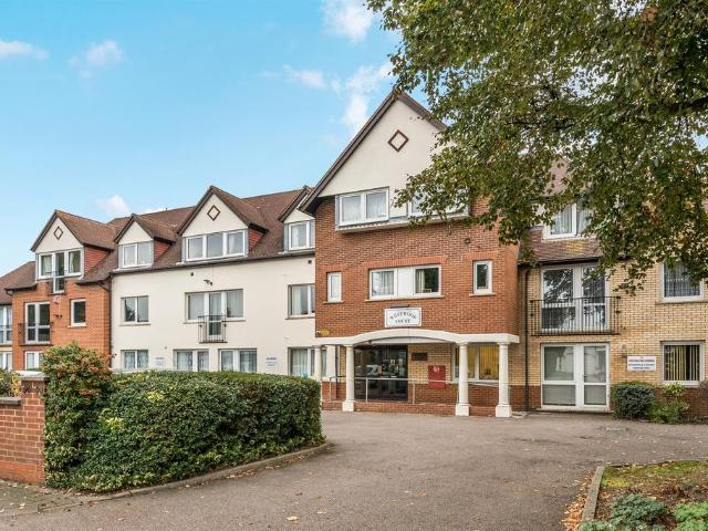 House for sale in Edmonton, Greater London