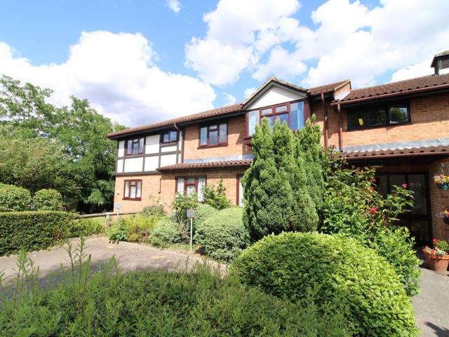 House for sale in Hayes, Greater London