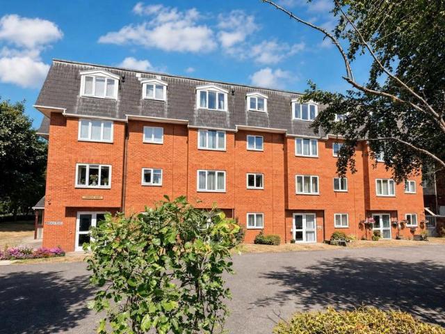 House for sale in Marshside, Southport