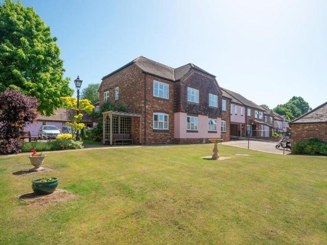 House for sale in Roundwood, Five Acres