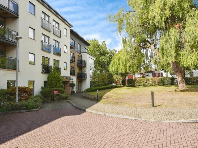 House for sale in Alstone, Golden Valley