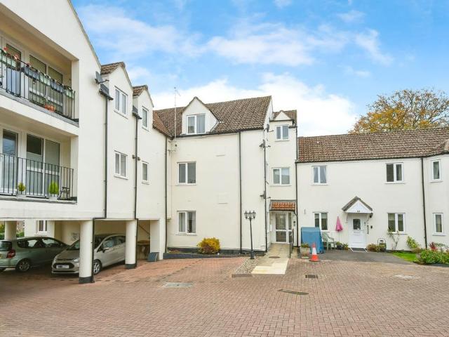 House for sale in Widham, Purton