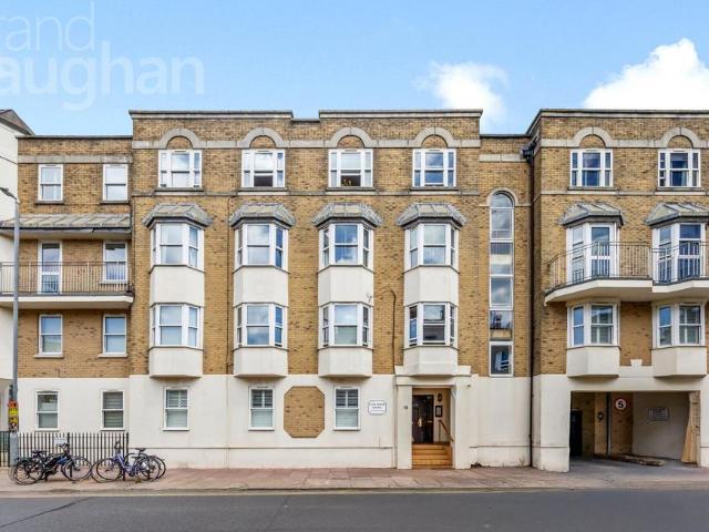 House for sale in Kemptown, Brighton & Hove