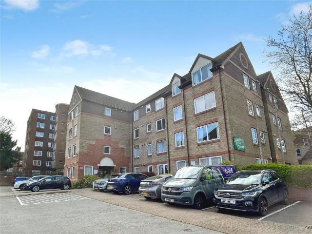 House for sale in Carshalton Beeches, Greater London