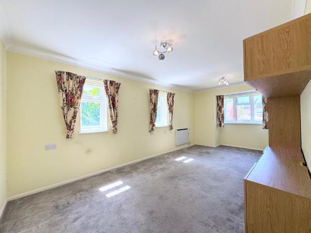 House for sale in Elstree and Borehamwood, Borehamwood