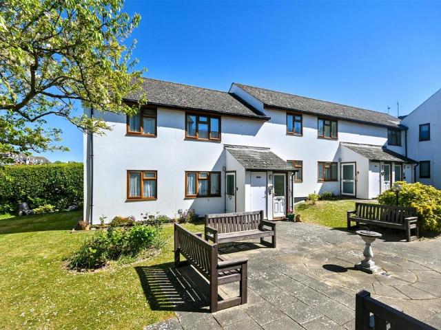 House for sale in Upperton, Eastbourne
