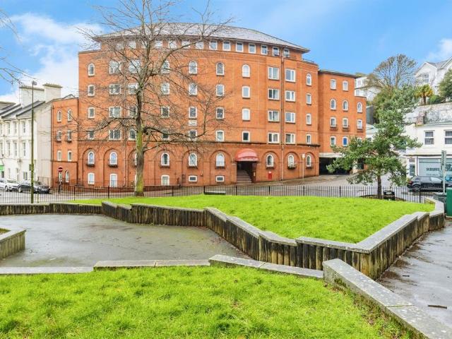 Flat for sale in Ellacombe, Babbacombe