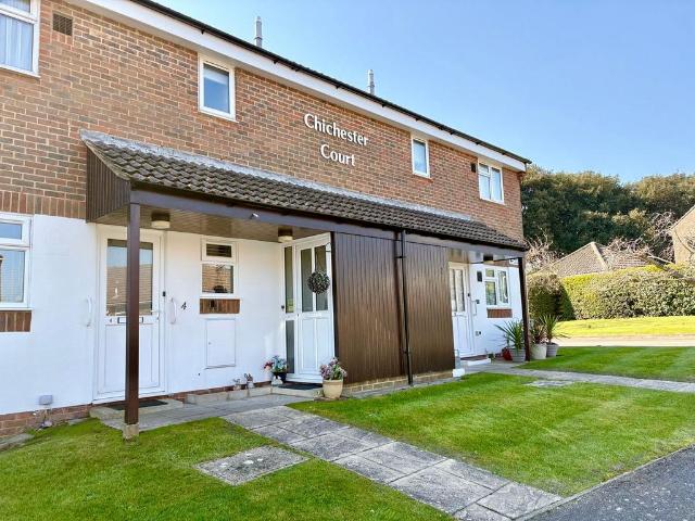 House for sale in Cooden, Heathlands
