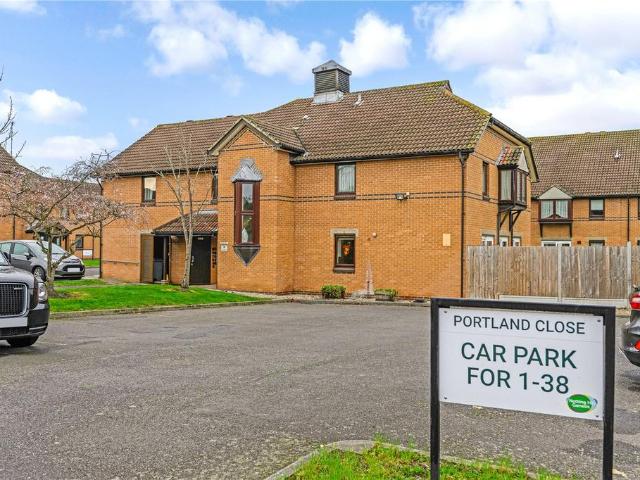 House for sale in Marks Gate, Greater London
