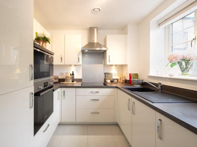 House for sale in London Borough of Croydon, Purley