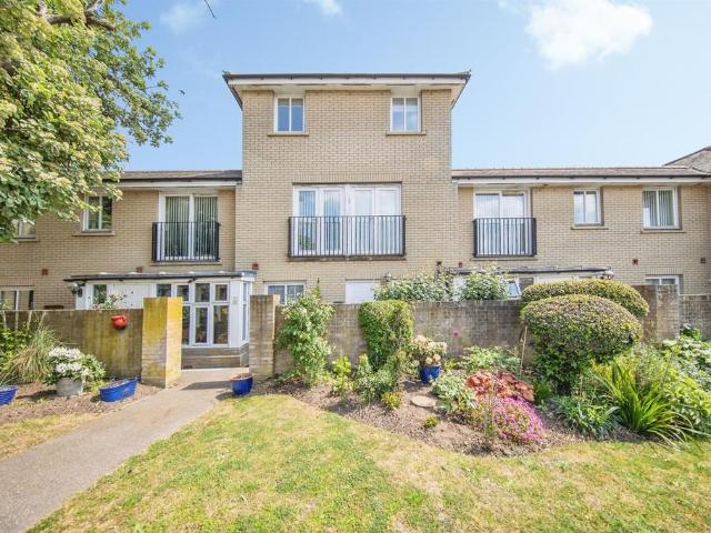 House for sale in Sudbury, Chelmondiston