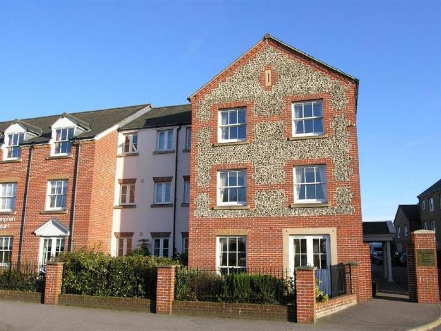 House for sale in Chichester, Littlecote