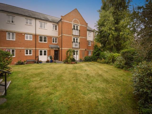 House for sale in Chipping Hill, Essex