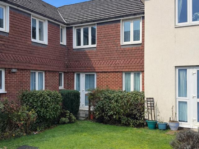 House for sale in Potters Bar, Isle Of Man