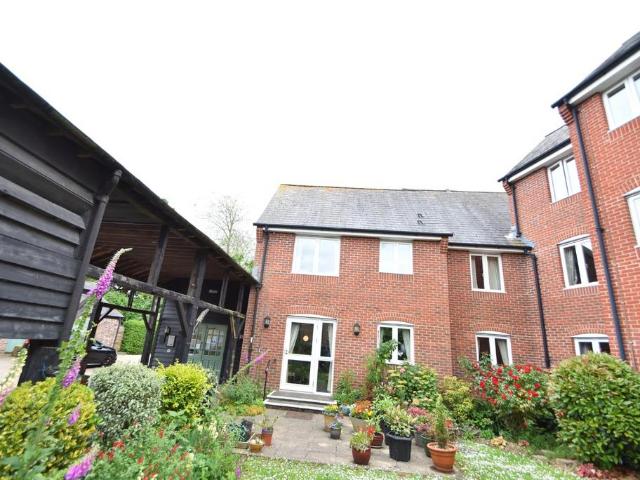House for sale in Spring Vale, Hampshire