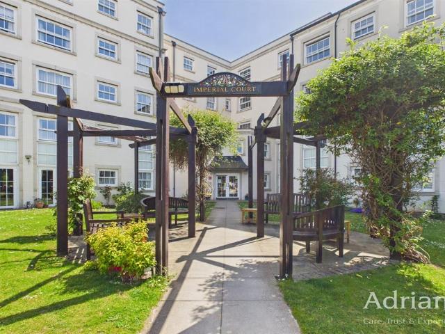 House for sale in Dale Hill, Essex