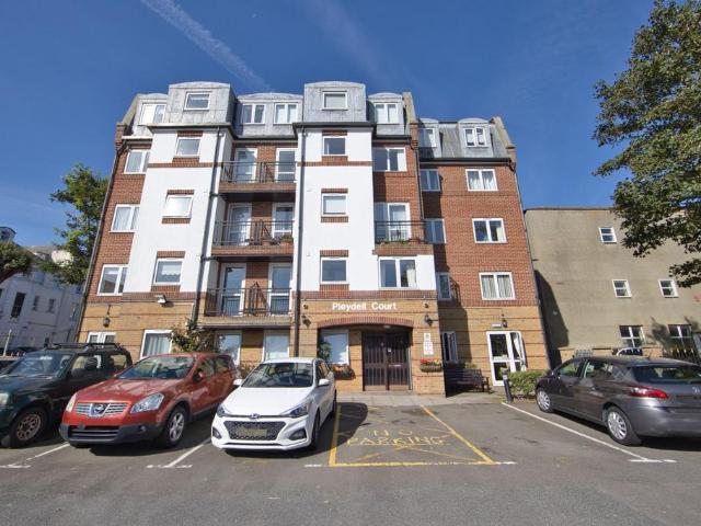House for sale in Folkestone