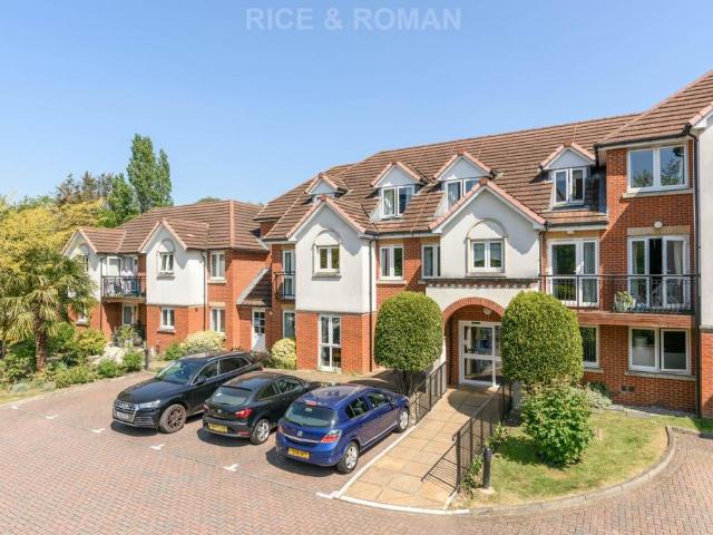 House for sale in Row Town, Surrey