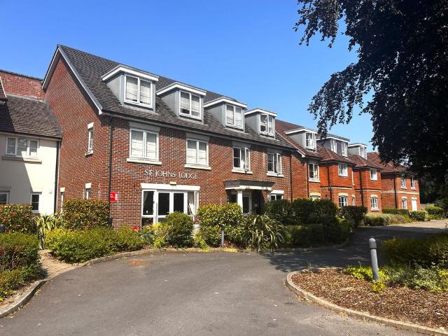 House for sale in Timperley, Trafford Park