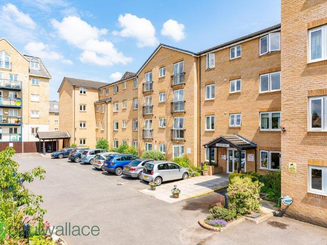 House for sale in Broxbourne, Hertfordshire