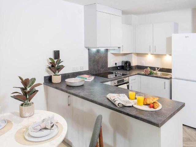House for sale in Whitkirk, Colton
