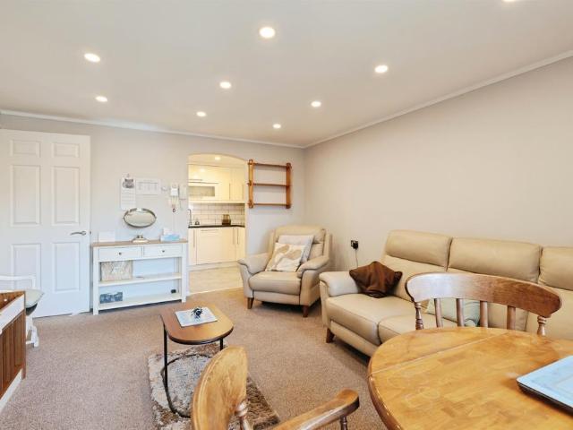House for sale in Elstree and Borehamwood, Borehamwood