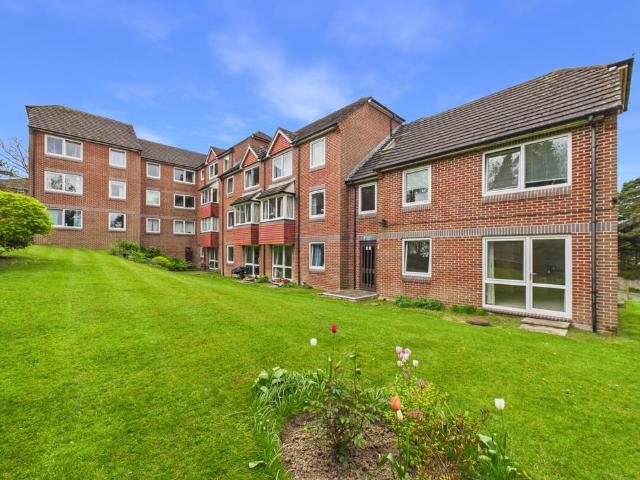 House for sale in Perryfields, West Sussex