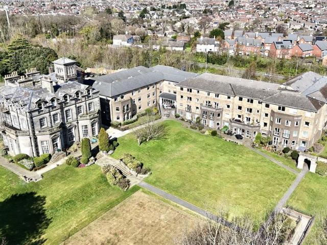 House for sale in Overchurch Hill, Moreton