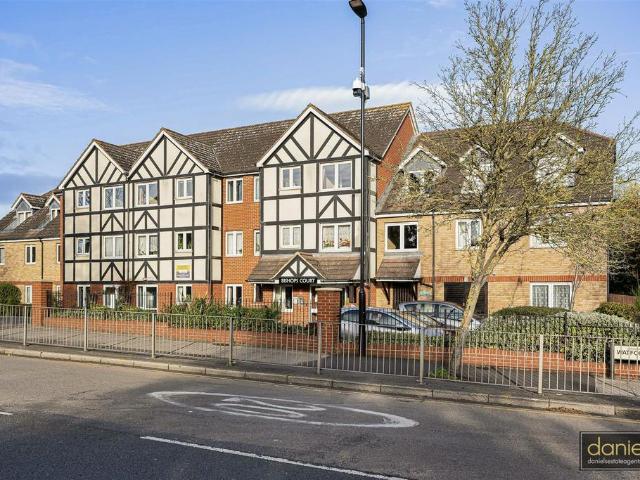 House for sale in Sudbury, Greater London