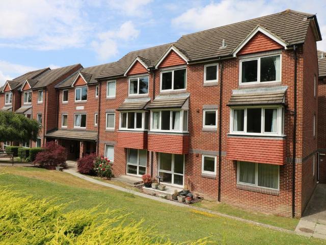 House for sale in Perryfields, West Sussex