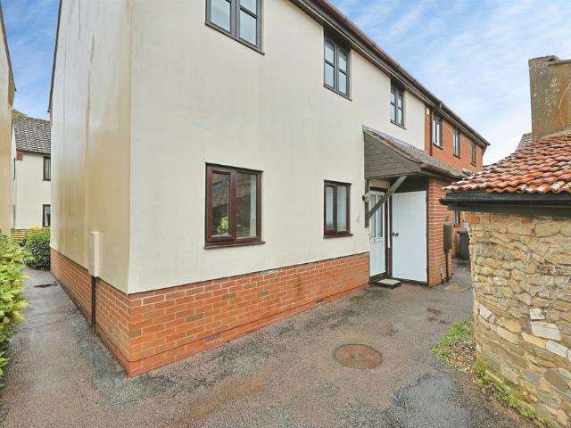 House for sale in Wymondham, Burgh St Peter
