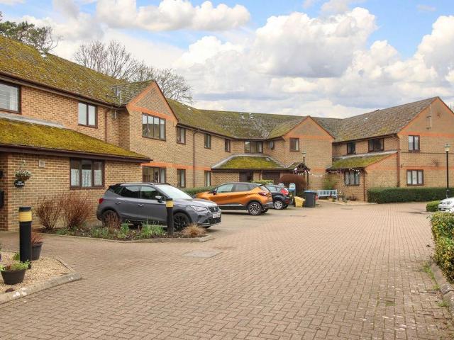 House for sale in Pouchen End, Hertfordshire