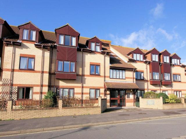 House for sale in Lee-on-the-Solent, Middlecroft