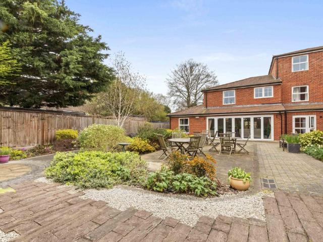 House for sale in Lunnon, Buckinghamshire