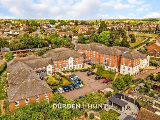House for sale in Ongar, Epping