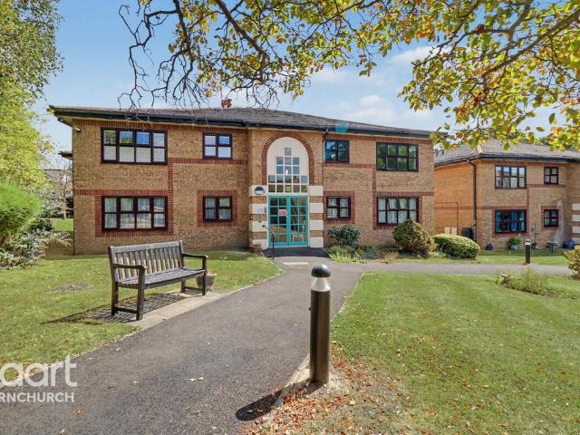 House for sale in Hornchurch, Greater London