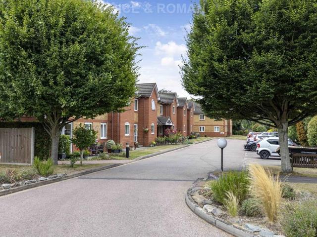 House for sale in Blackhills, Surrey