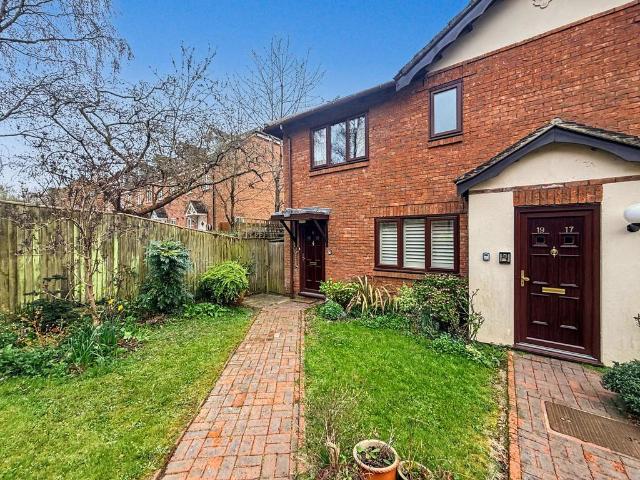 House for sale in Sandown Park, Kent