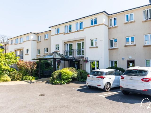 House for sale in Golden Valley, Gloucestershire