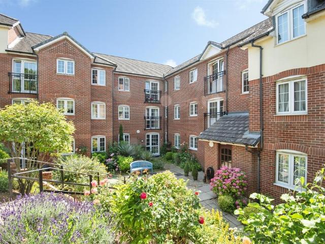 House for sale in King's Walden, Hertfordshire