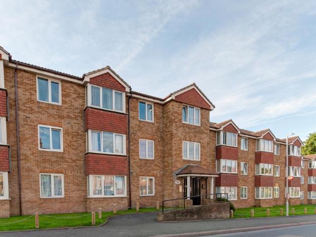 House for sale in Seaford, Iford