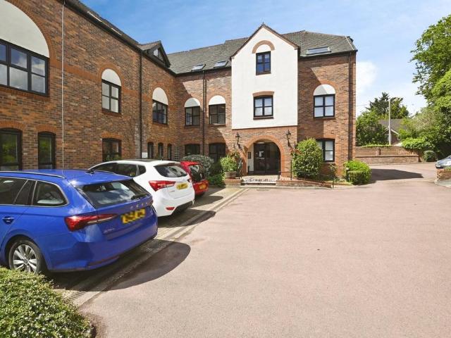 House for sale in Bolton Low Houses, Hampshire