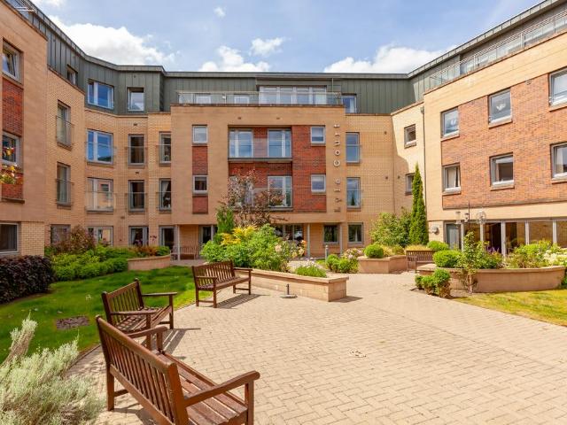 House for sale in Barnton, Scotland