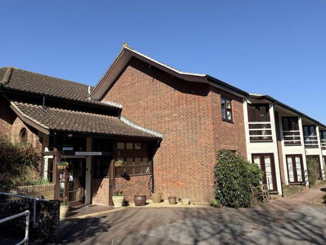 House for sale in Horsham, West Sussex