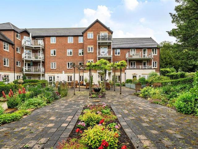 House for sale in Devizes, Wiltshire
